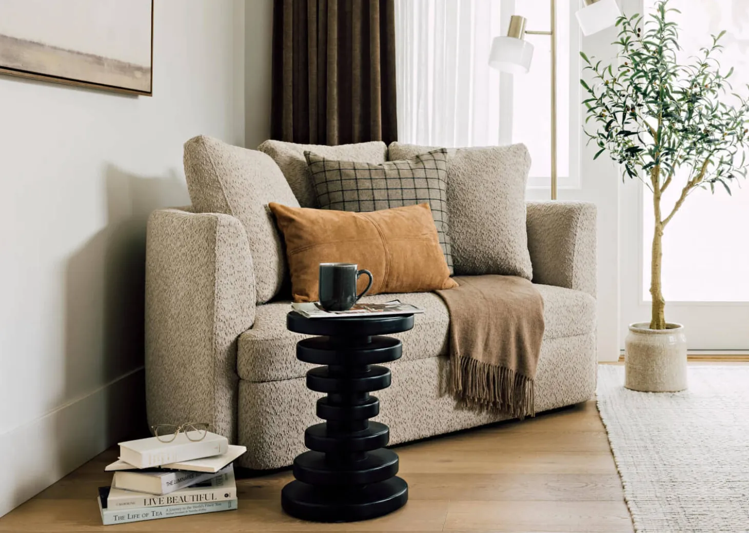 Alma Chair