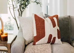 Amelie Boucle Pillow 20x20