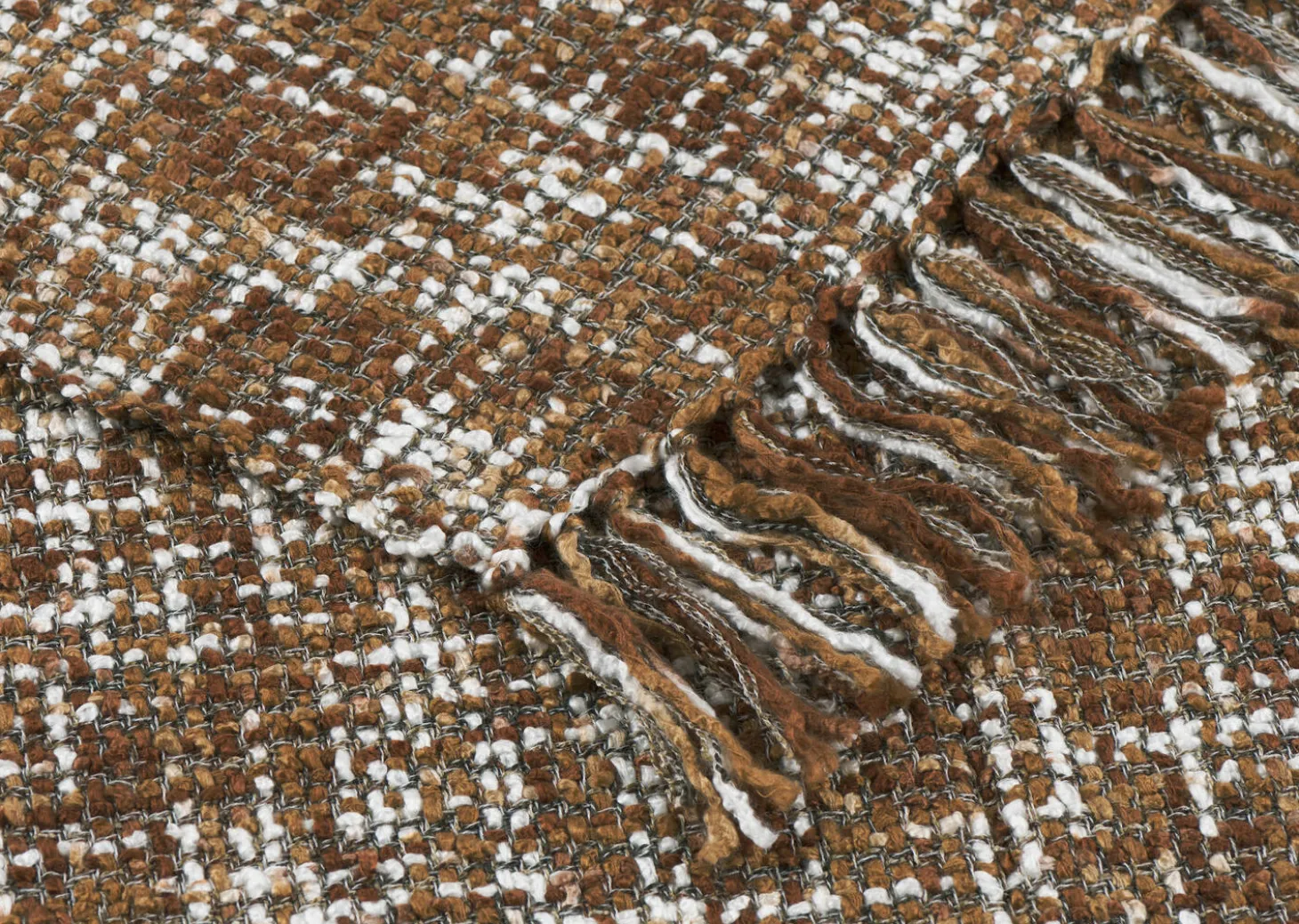 Betina Throw