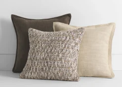 Diara Pillow