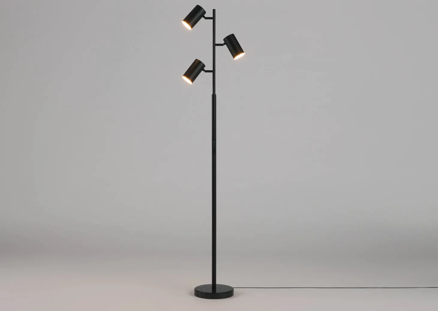 Foy LED Floor Lamp