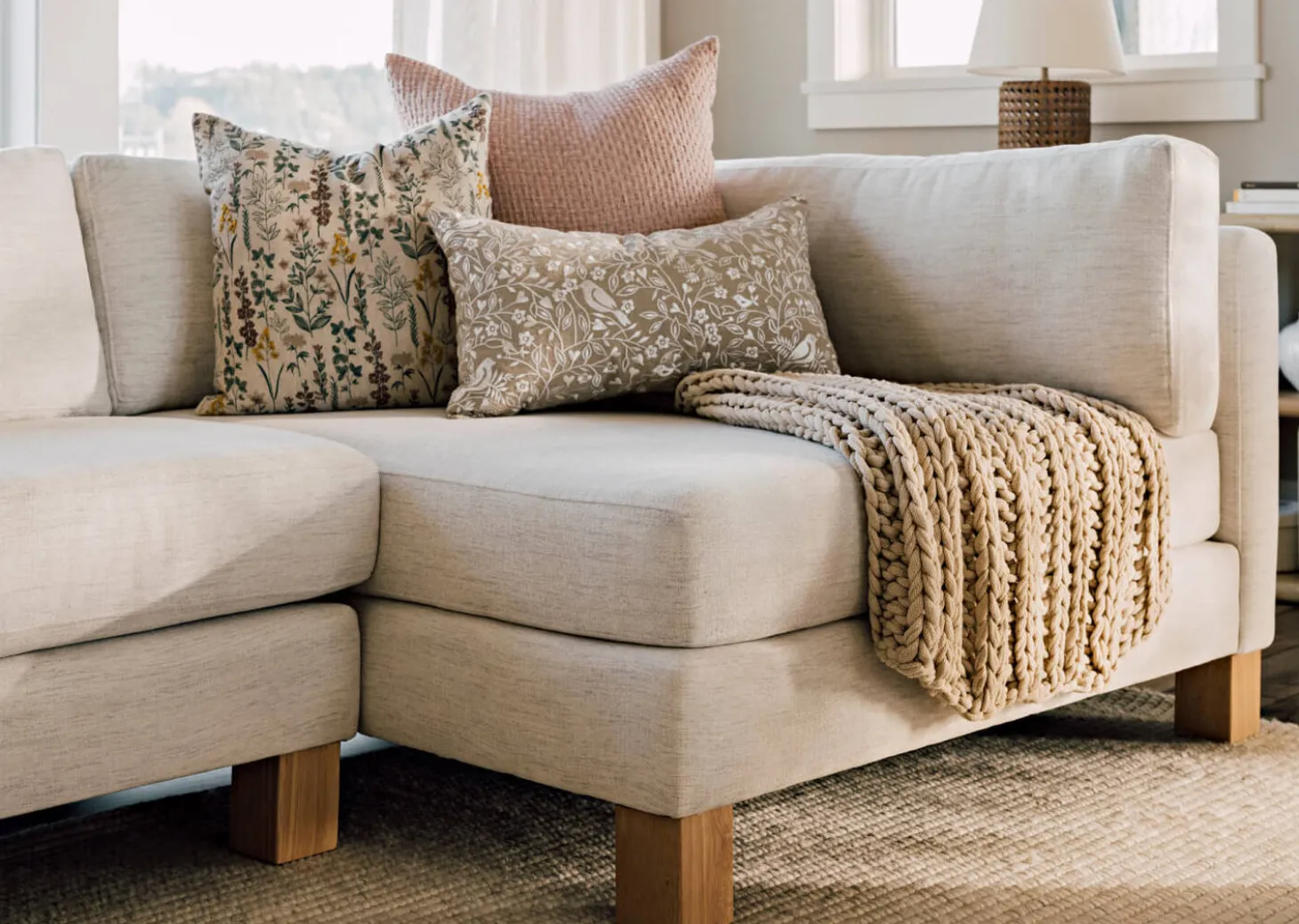 Gillian Sectional -Ashford Cream