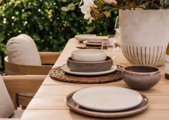 Tusket 16 piece Dish Set Brown